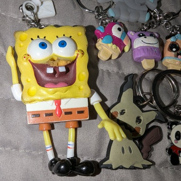 $1 with Bundle ~ Cartoonish Keychain Bundle 5205 - Picture 2 of 5